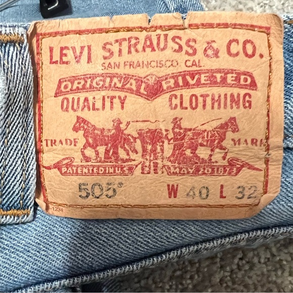 Men Light Blue Jeans Levi’s 505 - Picture 8 of 8